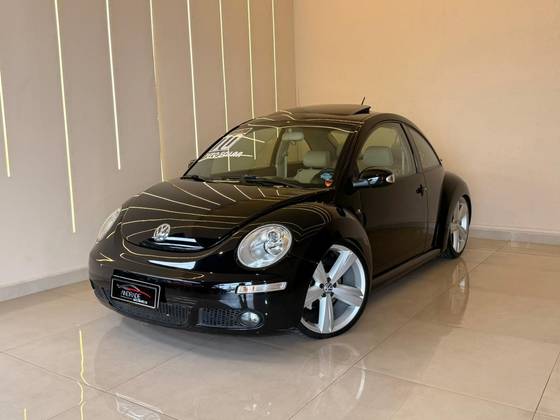 VOLKSWAGEN NEW BEETLE 2.0 MI 8V GASOLINA 2P AUTOMÁTICO